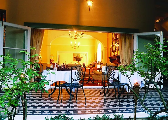 Hacklewood Hill Country House Port Elizabeth