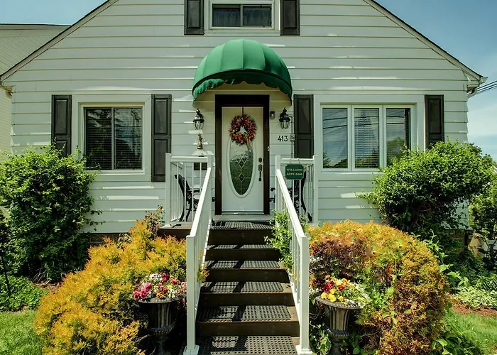 Williams Gate Bed & Breakfast Private Suites Niagara-on-the-Lake