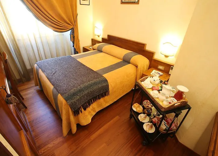 Al Colonnato Di San Pietro Bed & Breakfast Rome