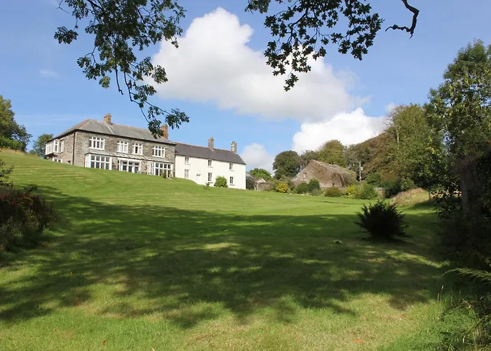 Bed and BreakfastCostislost House