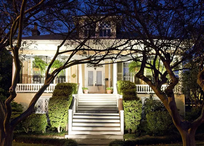 Southern Comfort Bed And Breakfast New Orleans