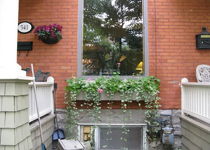 Avalon Bed And Breakfast Ottawa