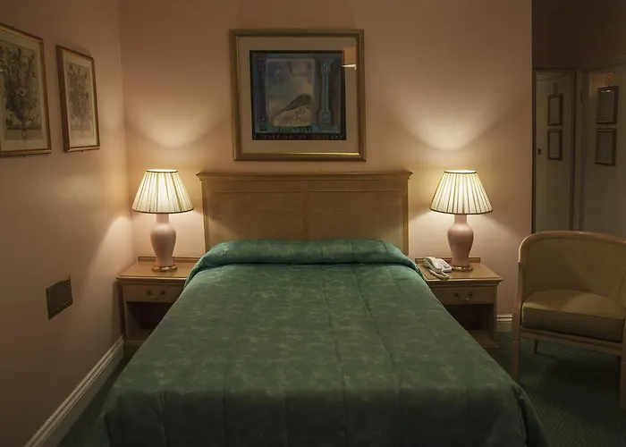 Her Majesty Hotel London