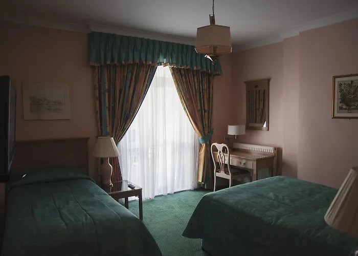 Her Majesty Hotel London
