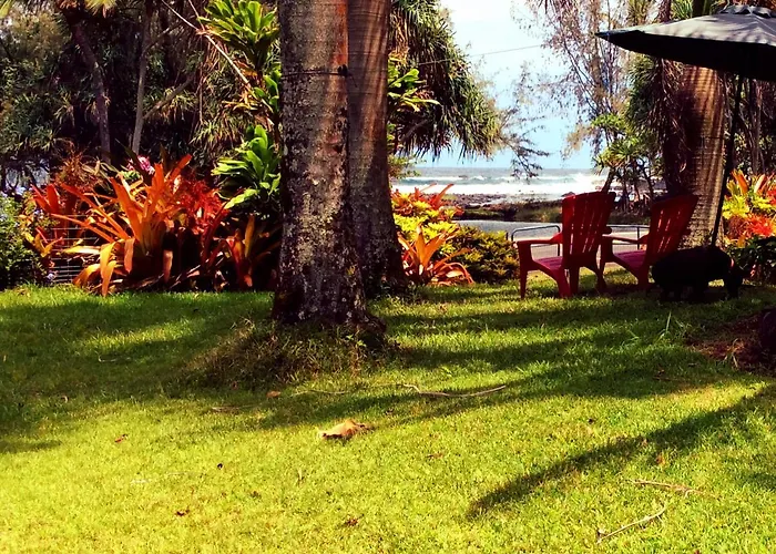 At The Beach With Friends Bed And Breakfast Hilo