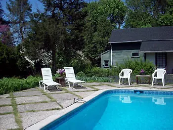 Temple Hill Bed & Breakfast Geneseo