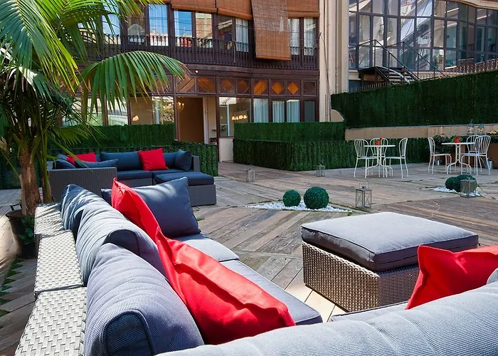 Bed and BreakfastBachome Terrace B&B