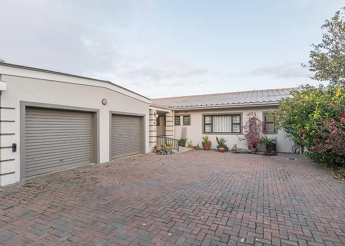 Oceanview B&B East London