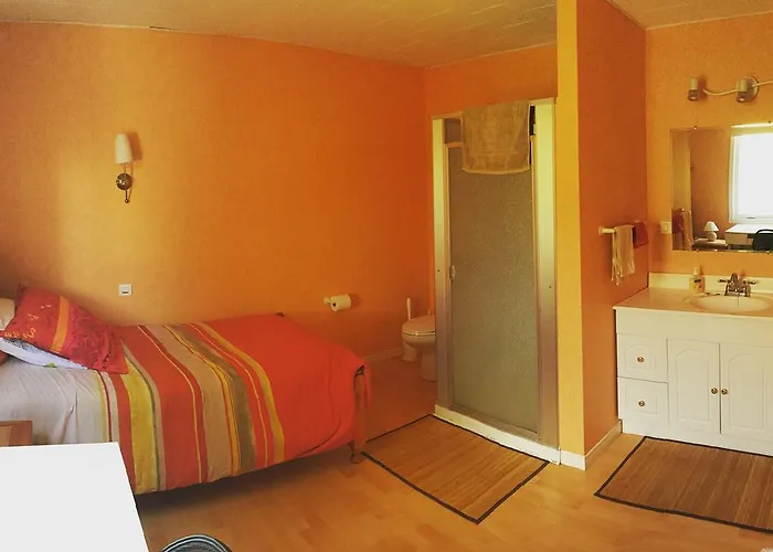 Chez Marie Jo Bed & Breakfast Saint-Pierre