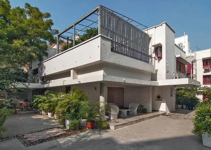 Haveli Hauz Khas Bed & Breakfast New Delhi