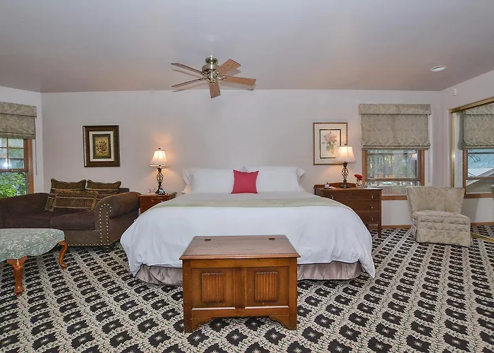 Alpenhorn Bed And Breakfast Big Bear Lake
