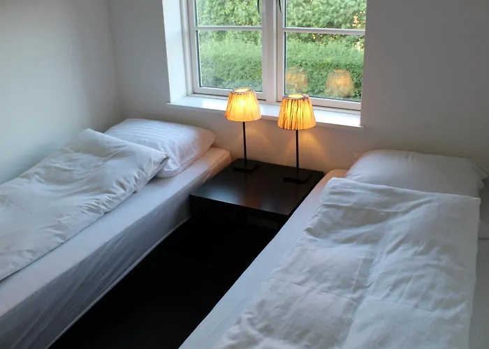 Close But Quiet Herlev