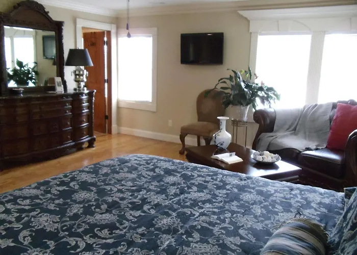 The Branson House (Adults Only) Hotel