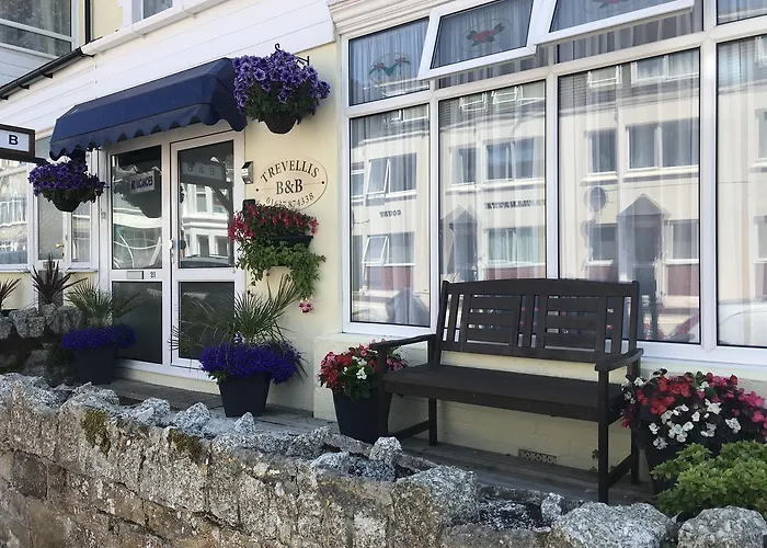 Trevellis Bed And Breakfast Newquay 