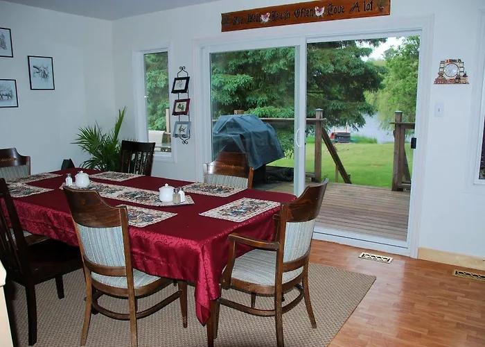 Teddy Bear Bed & Breakfast Bancroft