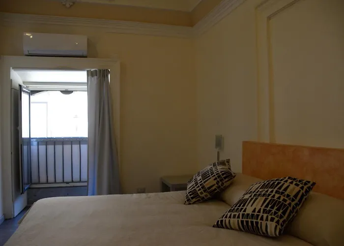 Catania Etnea Bed And Breakfast