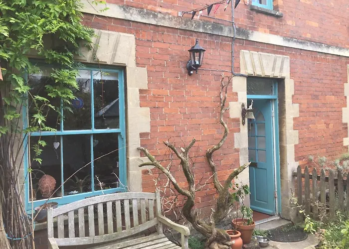 Moon In The Apple Tree Hotel Glastonbury