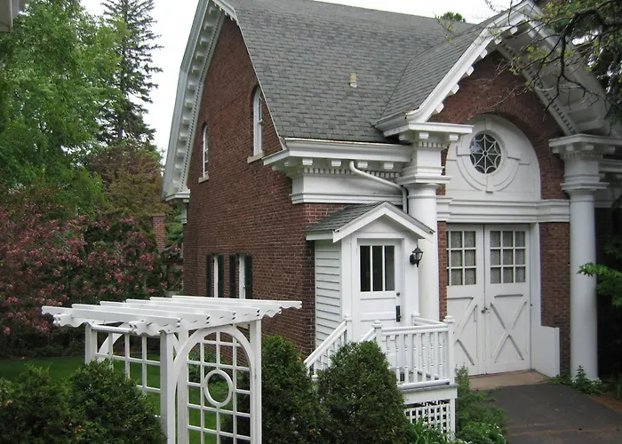 Olcott House Bed & Breakfast Inn Duluth