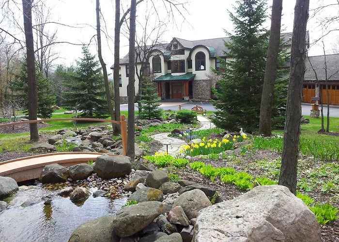 Inn At Wawanissee Point Baraboo