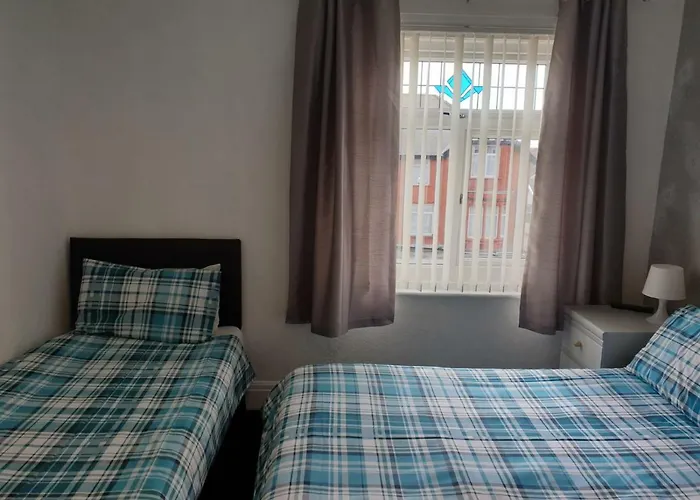 Kings Court Families & Couples Bed & Breakfast Blackpool