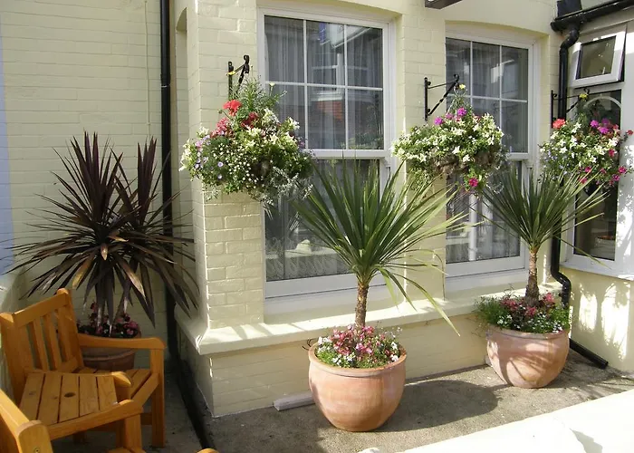 Kingswinford Guest House With Free Parking Paignton