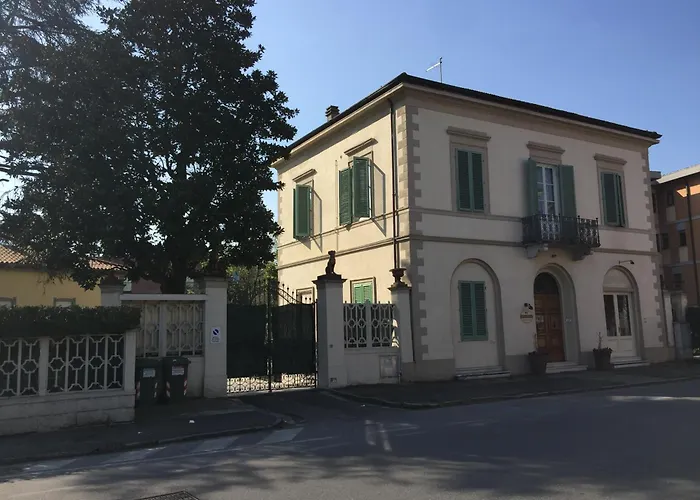 Bed and Breakfast Lucca Relais