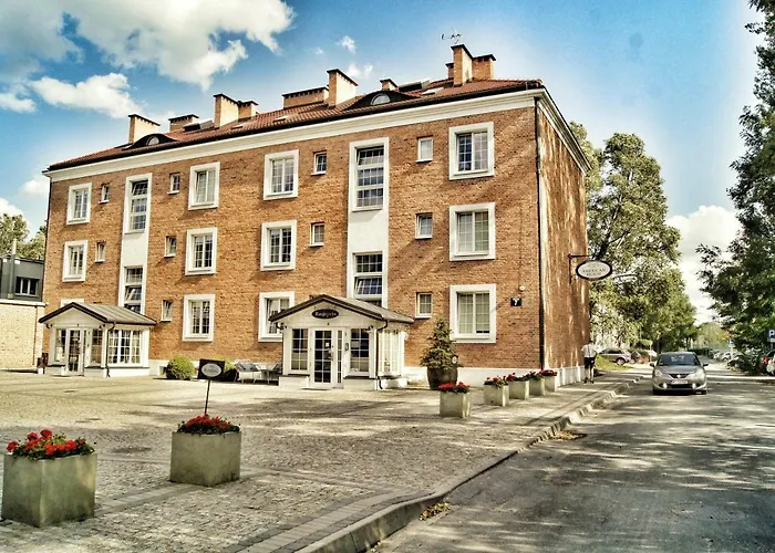 American House Hennela Warszawa