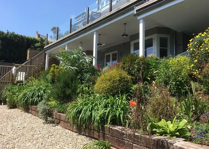 Compass Rose Bed & Breakfast Dartmouth