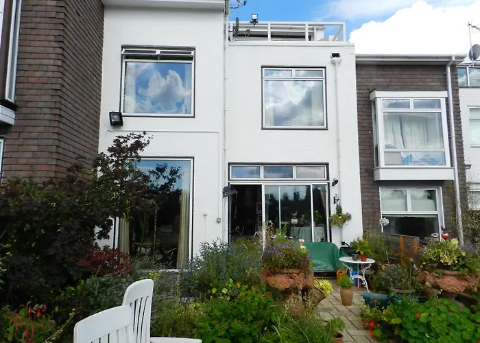 Chiswick Riviera With Free Parking Bed & Breakfast London