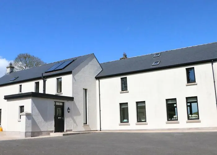 Emy Lakehouse - Near Castle Leslie, Glaslough Monaghan