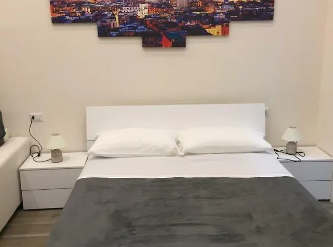 Bed and Breakfast Garibaldi Station 2punto0 Napoli