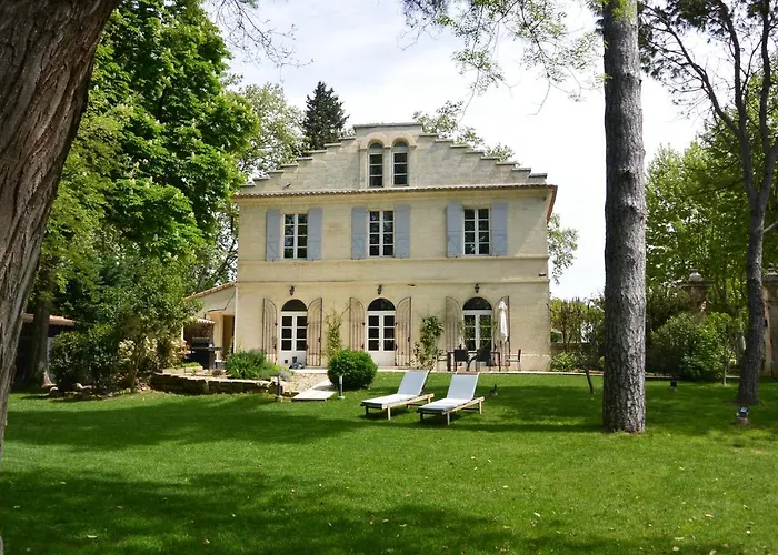 Mas De Capelou Bed & Breakfast Avignon