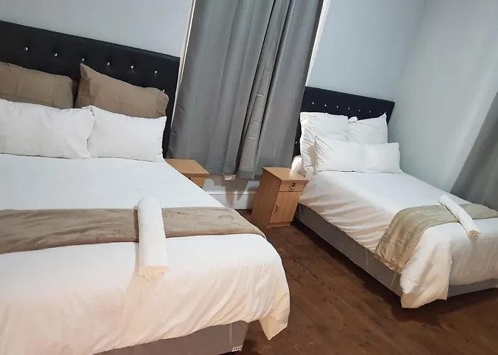 Helpful Lodge Cape Town