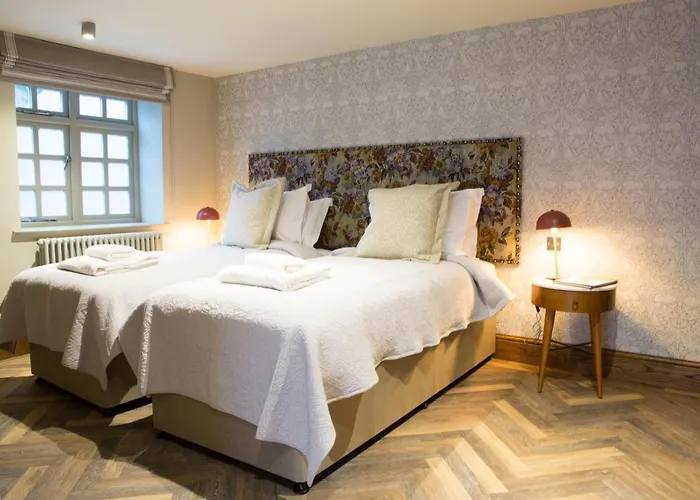 The Legh Arms Prestbury Bed & Breakfast Macclesfield