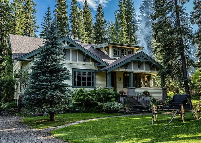 The Craftsman House Bragg Creek