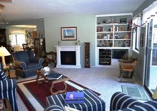 Anchor Inn On The Lake Bed And Breakfast Branson
